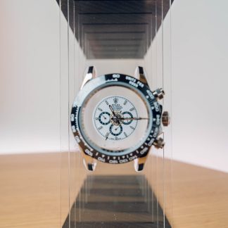 DT-05 Édition Panda, tableau montre déconstruite en acrylique, vue 1