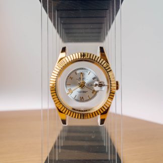 DT-11 White Roman, tableau montre déconstruite en acrylique, vue 1