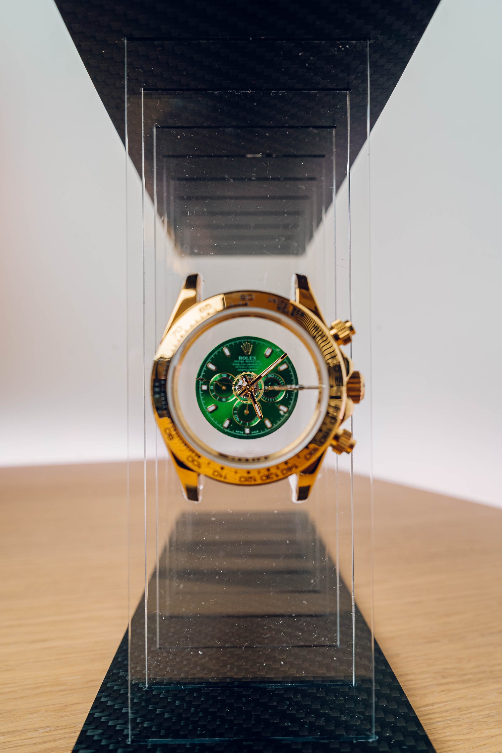 DT-15 Mayer Édition Limitée, tableau montre déconstruite en acrylique, vue 1
